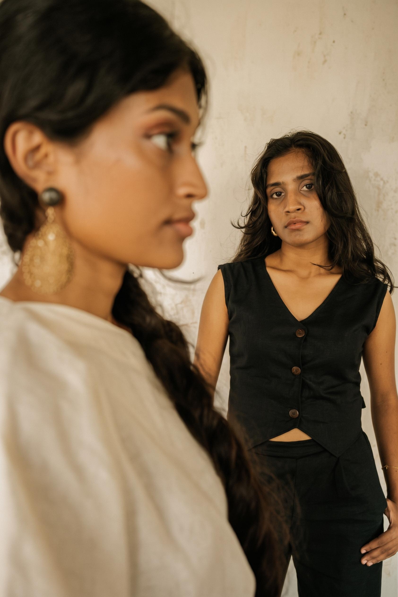 Cintamani linen up close at the Walawwa